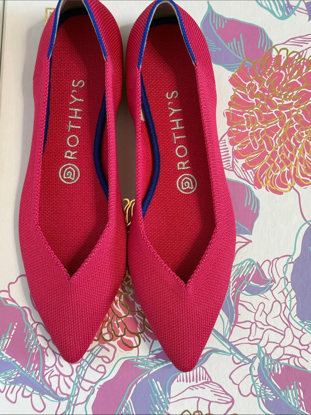 Rothy's Pointed Knit Flats in Bright Flamingo 🦩 Pink New Never Worn!